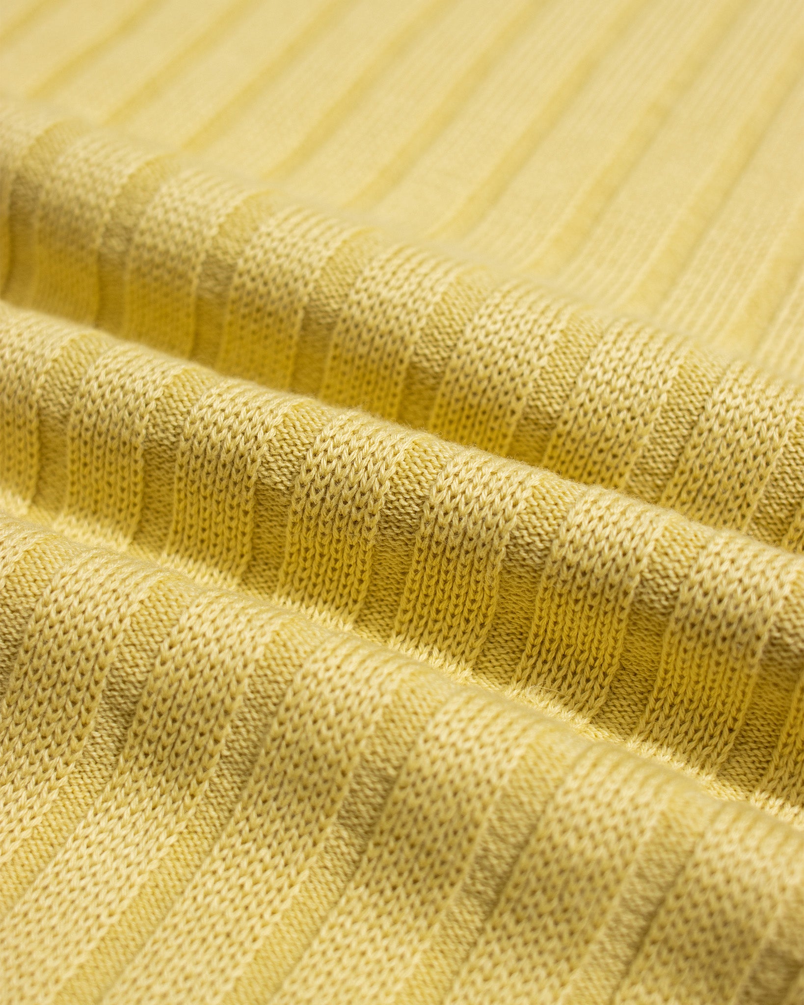 Knitted Vests · Jards Knit Vest - Dusk Yellow