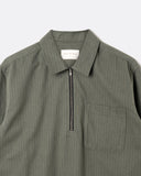 Half-Zip Day Shirt in green, collar and construction detail