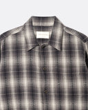 Kali Check Busey Shirt in dark grey, collar and construction detail